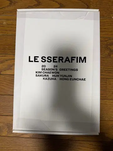 LE SSERAFIM 2024 시즌 그리팅