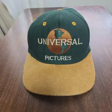 UNIVERSAL PICTURES 캡 새상품급