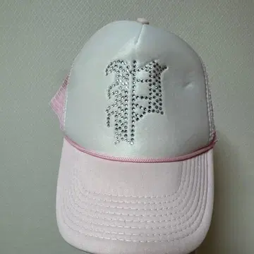 PHATRNK 스톤 장식 화이트 핑크 캡