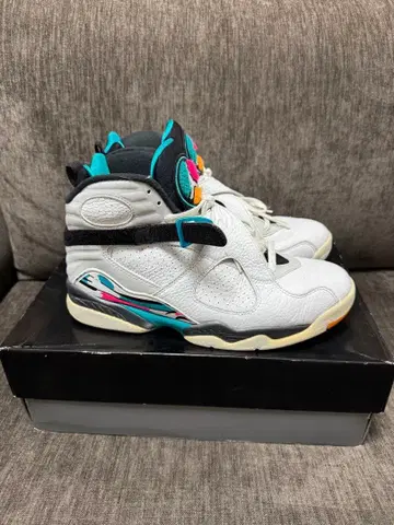 Jordan8 Retro South Beach 27.5cm