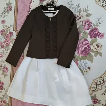 갤러리 비스콘티 프릴 리본 포함 노카라 자켓