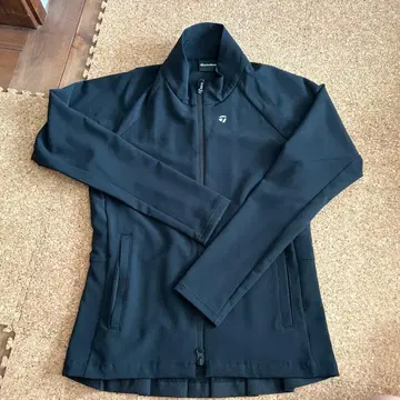 TaylorMade 여성용 얇은 소재 아우터 M 블랙