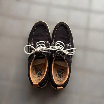 VANS 블랙 스니커즈