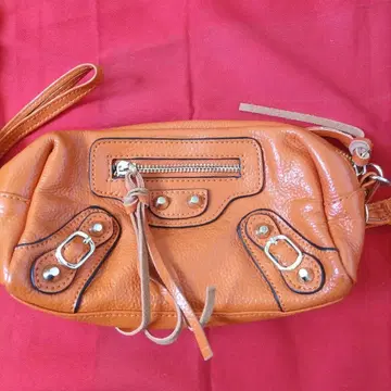 오렌지 가죽 숄더백