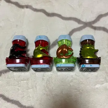 카지키, 크로커다일, 헤지호그, 캥거루 바이 스탬프 레어 리바이스