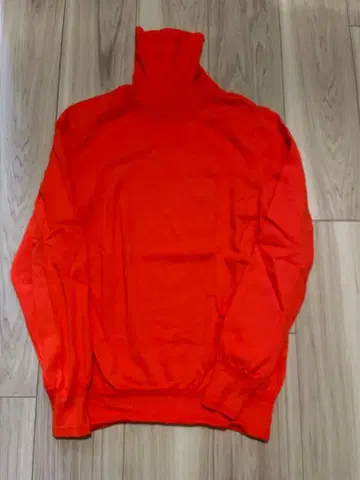 FabrizioDelCarlo 오렌지 터틀넥 울 100% M 사이즈