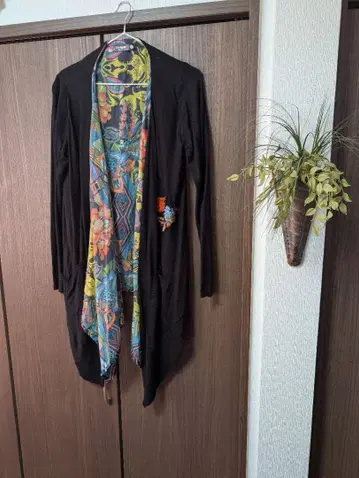 [ 새상품급 ] desigual 롱 가디건 앙상블 블랙 꽃무늬