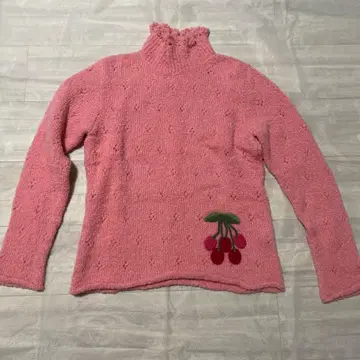에밀리 템플 귀여운 핑크 체리 자수 하이넥 스웨터