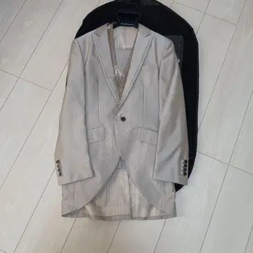 새상품급 결혼식 턱시도