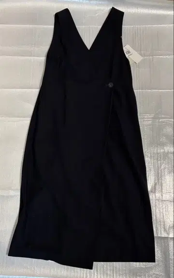 택 포함 새상품 레리안 네이비 오버롤 스커트