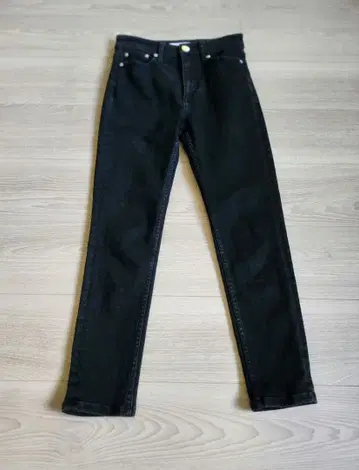 23구 온워드 카시야마 블랙 스키니 데님 사이즈 34