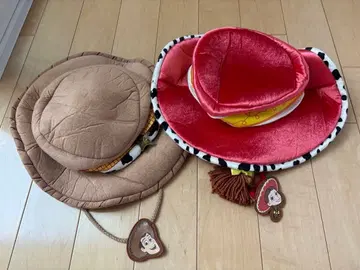 토이스토리 제시 & 우디 모자 세트