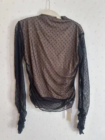 ROYAL PARTY 도트 무늬 긴팔 블라우스