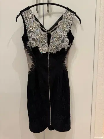 ROBE de FLEURS Glossy 드레스