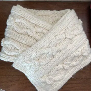 Bibiy FLOWER PONPON 머플러