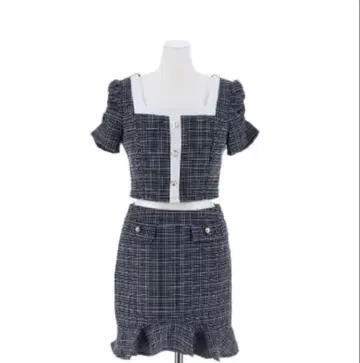 네이비 계열 체크 크롭 탑 & 스커트 세트