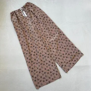 여성용 플레어 와이드 팬츠 쉘 핑크 루즈핏 패턴 꽃 무늬 끈