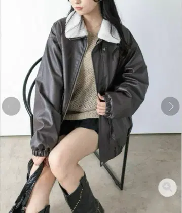 보아 부착 가죽 롱 기장 블루종 클리어