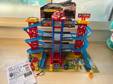 토이저러스 스피드 시티 점보 주차 타워