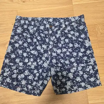 할리우드 런치마켓 하프 팬츠 size2