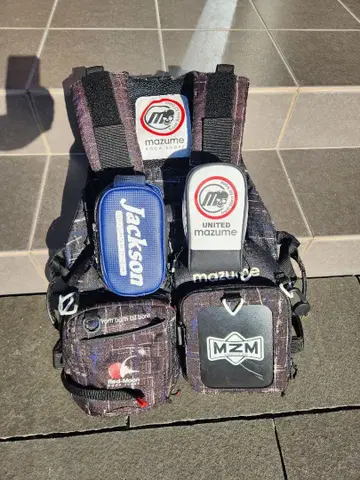 mazume 레드문 낚시용 조끼 Jackson 파우치 포함 새상품급