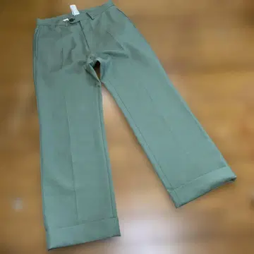 새상품 택 포함 KAIKO 올리브 그린 와이드 팬츠 1