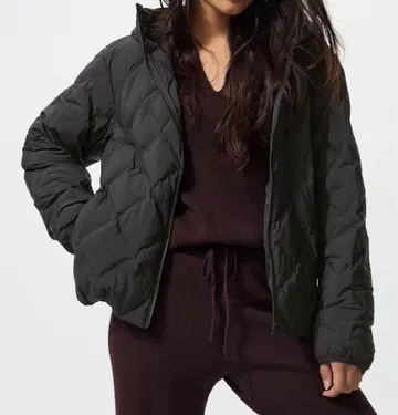 퍼프 테크 후드티 유니클로