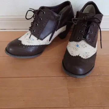 꽃무늬 숏부츠 부츠