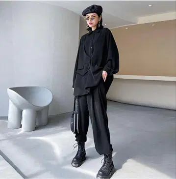 미사용 블랙 셋업 스트릿 어시멘틀리 셔츠 & 팬츠