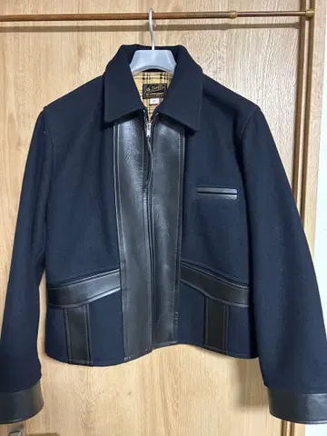 아뜨라스트 코삭 자켓 40