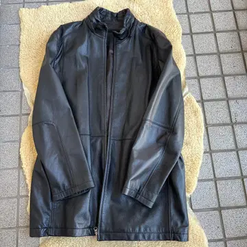 THE 블랙 가죽 아우터 50 사이즈
