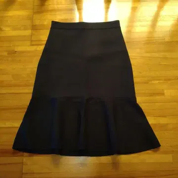 23구 스커트 다크 네이비 사이즈 36