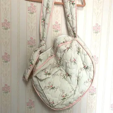 꽃무늬 패디드 백 TINA: JOJUN