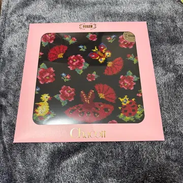 FEILER 꽃과 나비 자수 손수건 하이디 차코트 콜라보 키트리