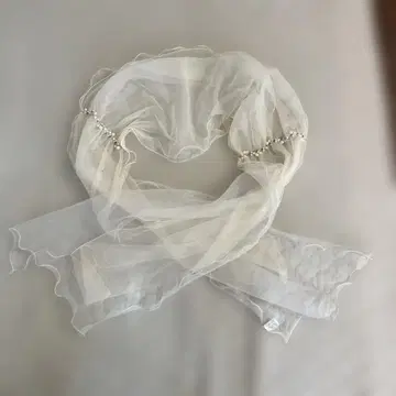 화이트 쉬폰 스톨 프릴 펄 장식
