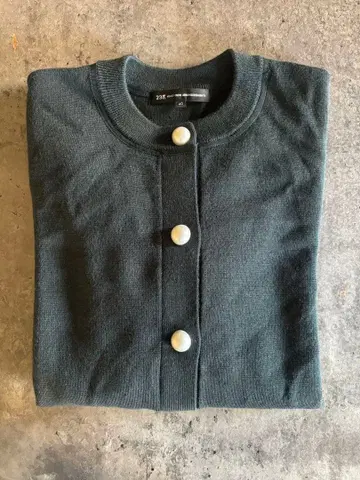 23구 니트 가디건 펄 버튼 사이즈 40