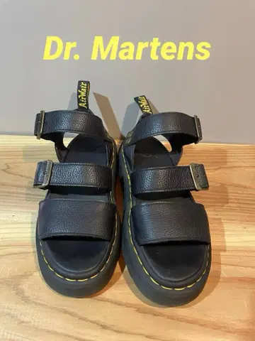 닥터 마틴 블랙 가죽 샌들