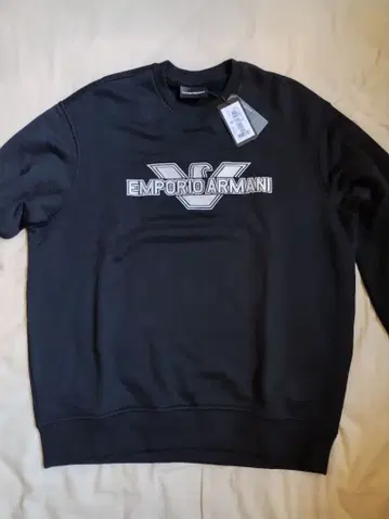 EMPORIO ARMANI 블랙 맨투맨 트레이닝복 L 미사용