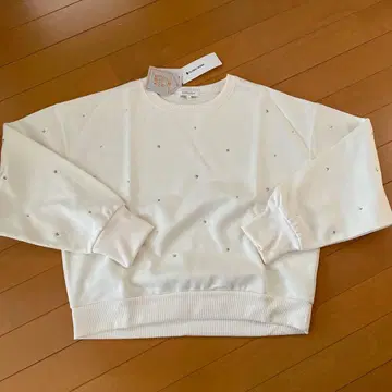 쉽게 마르는 기모 비쥬 맨투맨