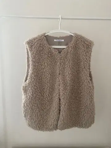 BEAUTY&YOUTH 베이지 플리스 베스트