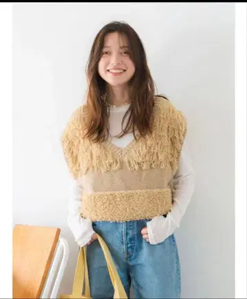 Ungrid V넥 루프얀 니트 베스트