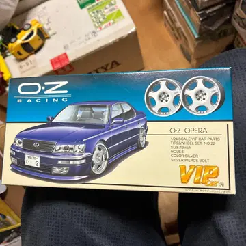칭다오 OZ Racing OZ Opera 1/24 VIP 휠 세트