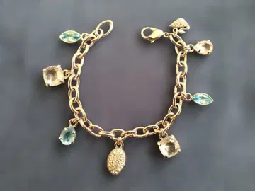 [미사용 새상품] 실버 체인 팔찌 보석풍 참 포함