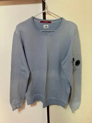 가격 인하 불가 씨피 컴퍼니 크루넥 트레이닝복