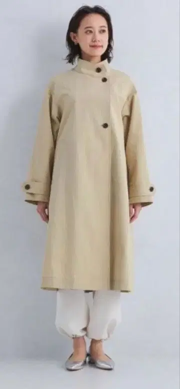 그린 라벨 릴랙싱 스탠드 카라 코트 베이지 새상품급