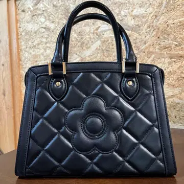 숄더끈 없는 마리콴트 핸드백 블랙 퀼팅