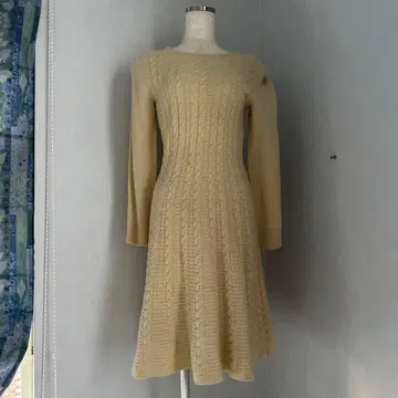 ANAYI 베이지 케이블 짜임 긴팔 니트 원피스