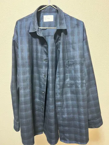 remer loose un-vintage check over shirt