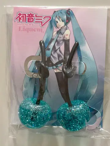 하츠네 미쿠 체리 귀걸이