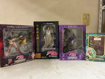 죠죠의 기묘한 모험 피규어 세트